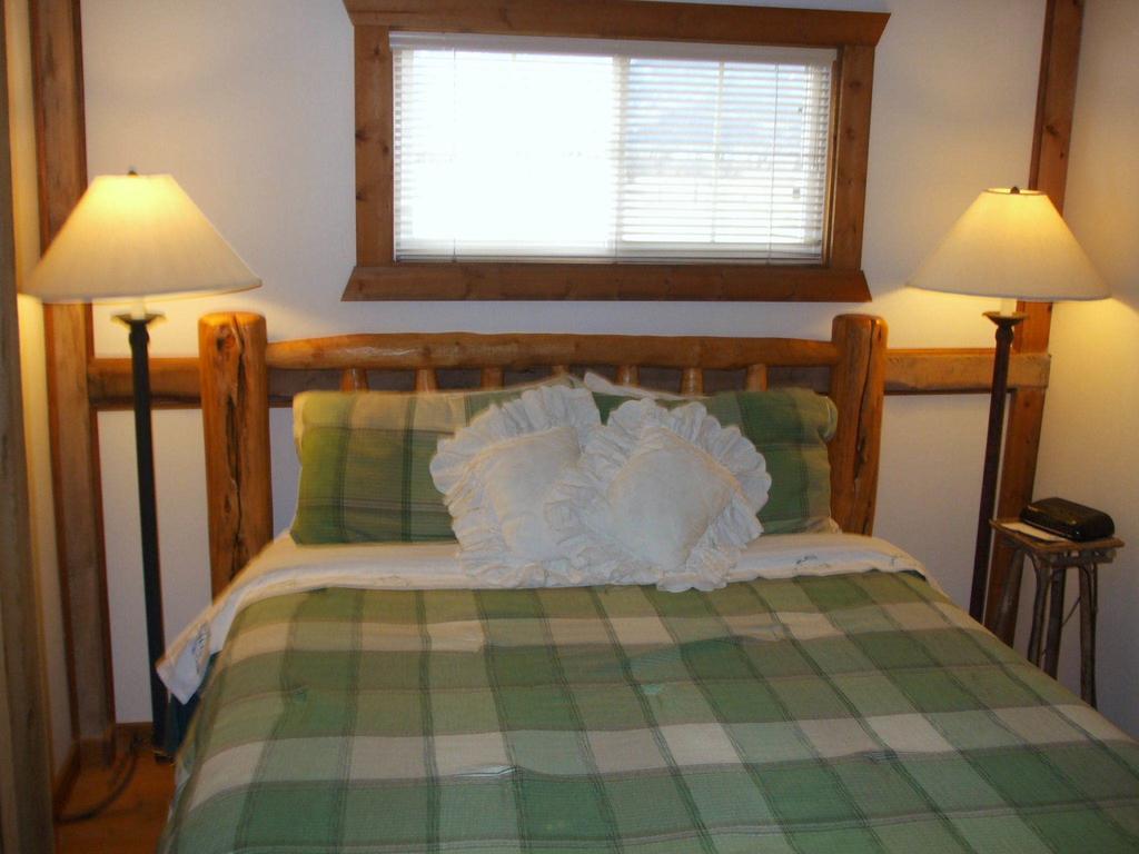 Hansen Guest Ranch Swan Valley Ruang foto