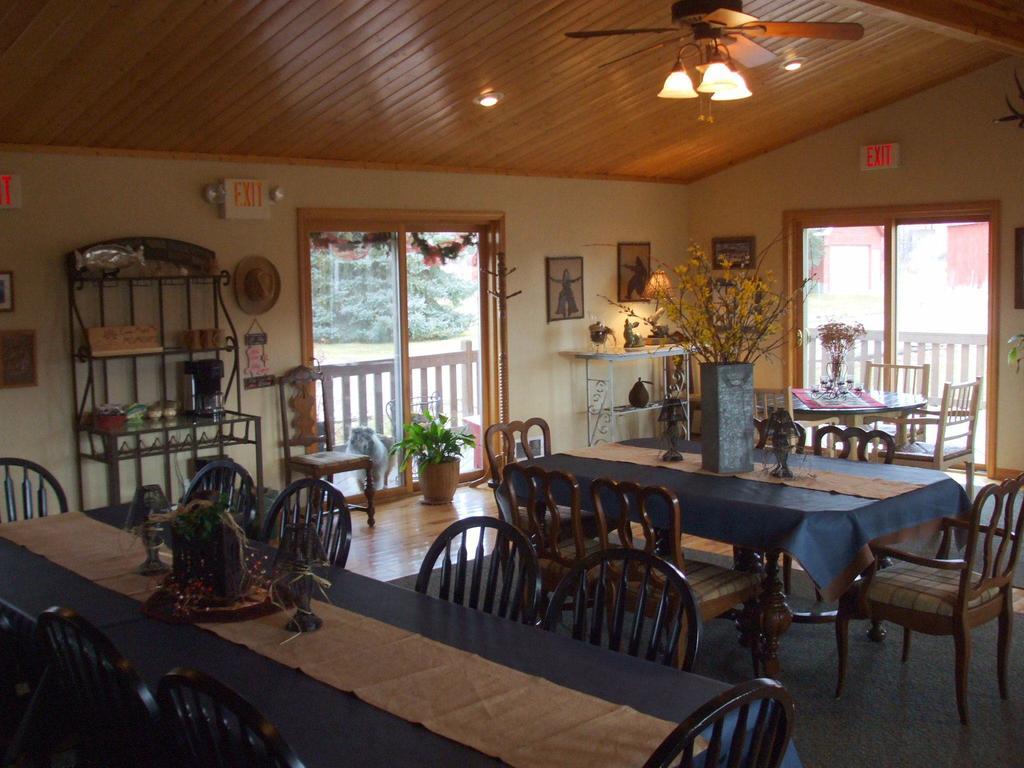 Hansen Guest Ranch Swan Valley Bagian luar foto
