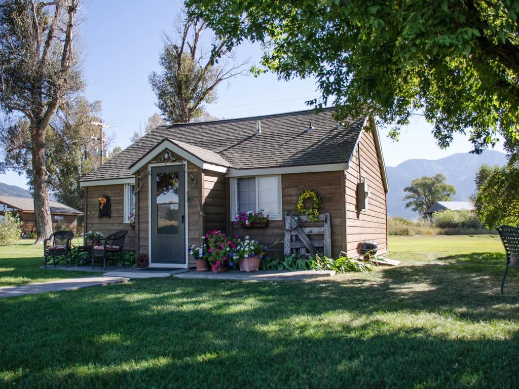 Hansen Guest Ranch Swan Valley Ruang foto